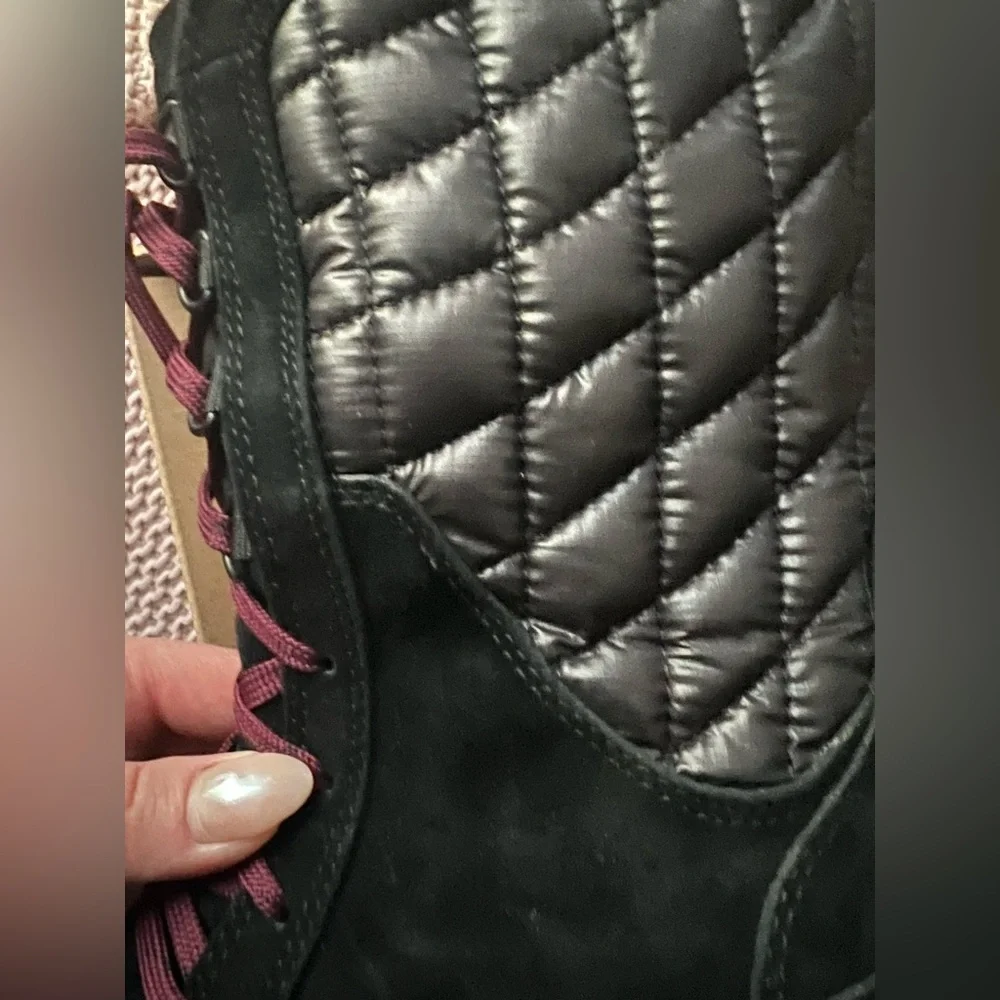 THE NORTH FACE Women's ThermoBall Utility Mid Waterproof Boots - Picture 3 of 9